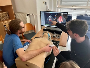 Ultraschall-Schulung in der Klinik Hietzing