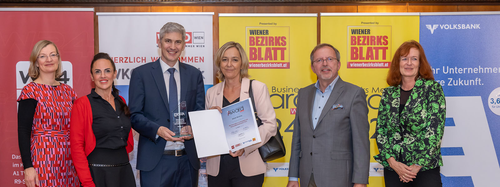 Klinik Hietzing mit Bezirks Medical Award Wiener